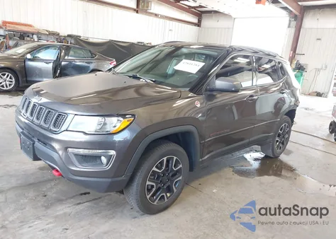 2019 Jeep Compass Trailhawk 4X4 z USA, uszkodzony, nr VIN 3C4NJDDB1KT690336